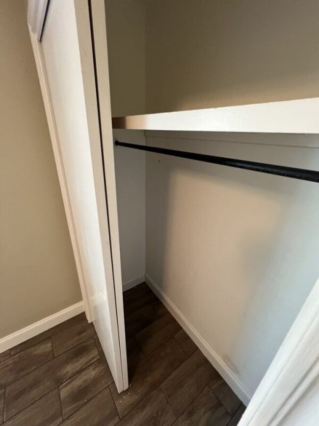 Building Photo - Beautiful 3-Bedroom, 1.5-Bath Home in Bake...