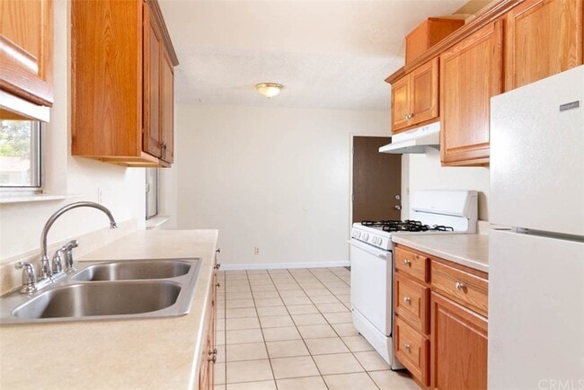 Building Photo - 1257 Rosekrans Dr