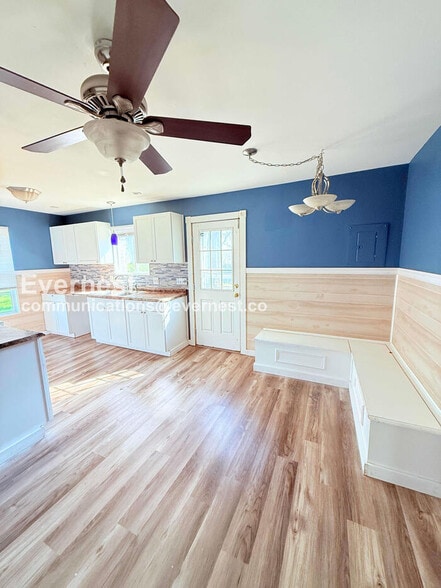 Building Photo - 2314 Airline Ave