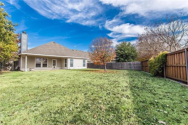 Building Photo - 9779 Old Field Dr
