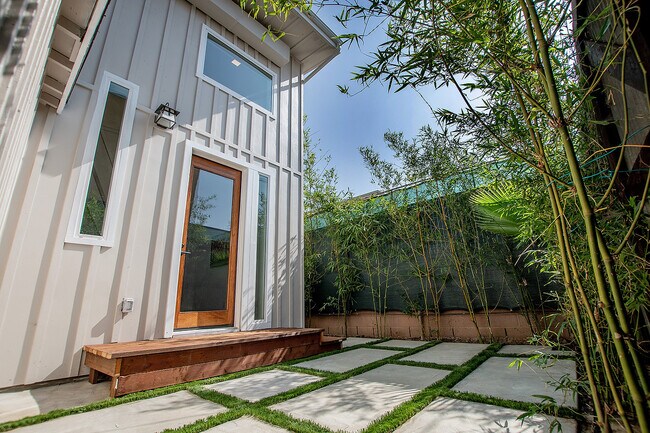 Building Photo - 2522 Gleason Ave