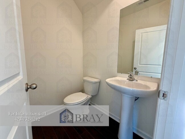 Building Photo - New 3BR Townhome in Saylor’s Place – Moder...