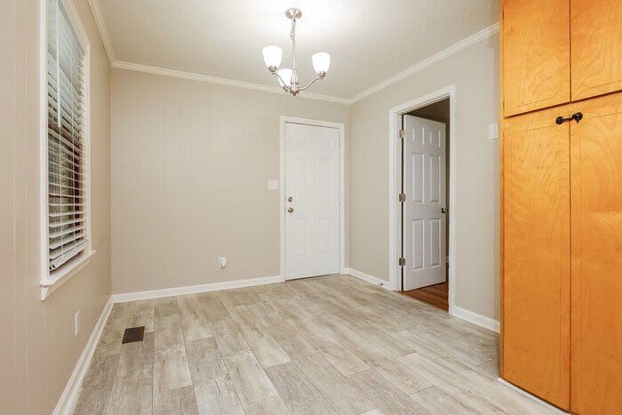 Building Photo - 212 Jean Wells Dr