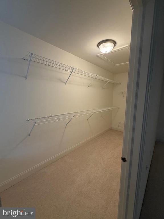 Building Photo - 105 Larrabee Wy