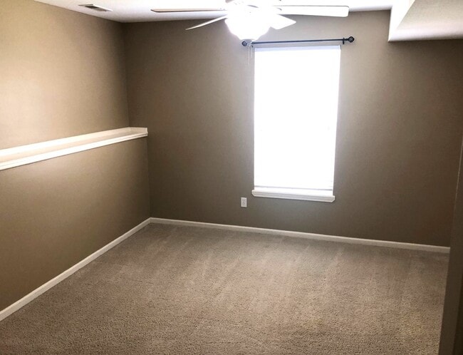 Building Photo - 2132 Shenandoah Dr