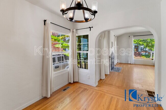 Building Photo - 1616 Fern Pl