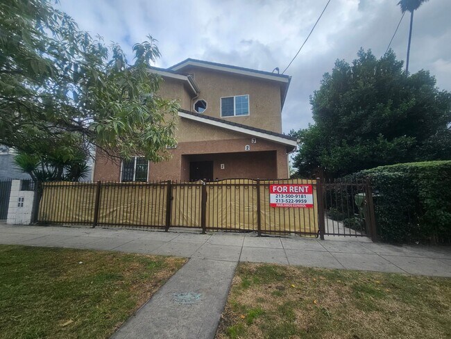 Building Photo - FIGUEROA(6616S)