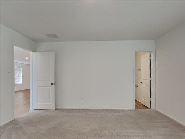 Building Photo - 2842 Via Augusta Dr