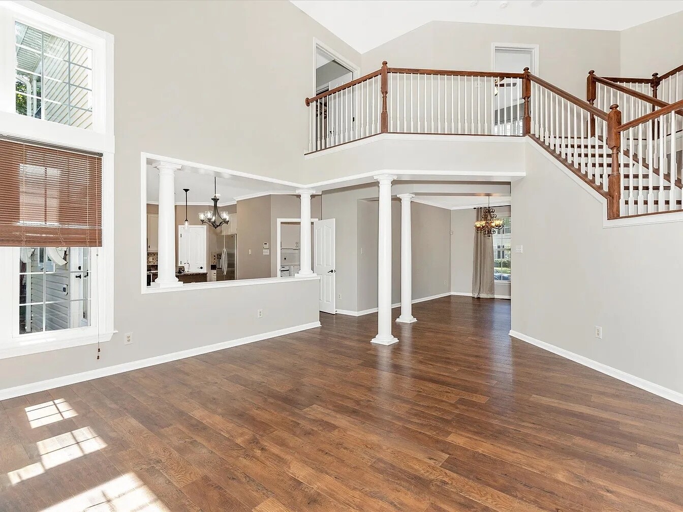 Building Photo - 1713 Dearbought Dr