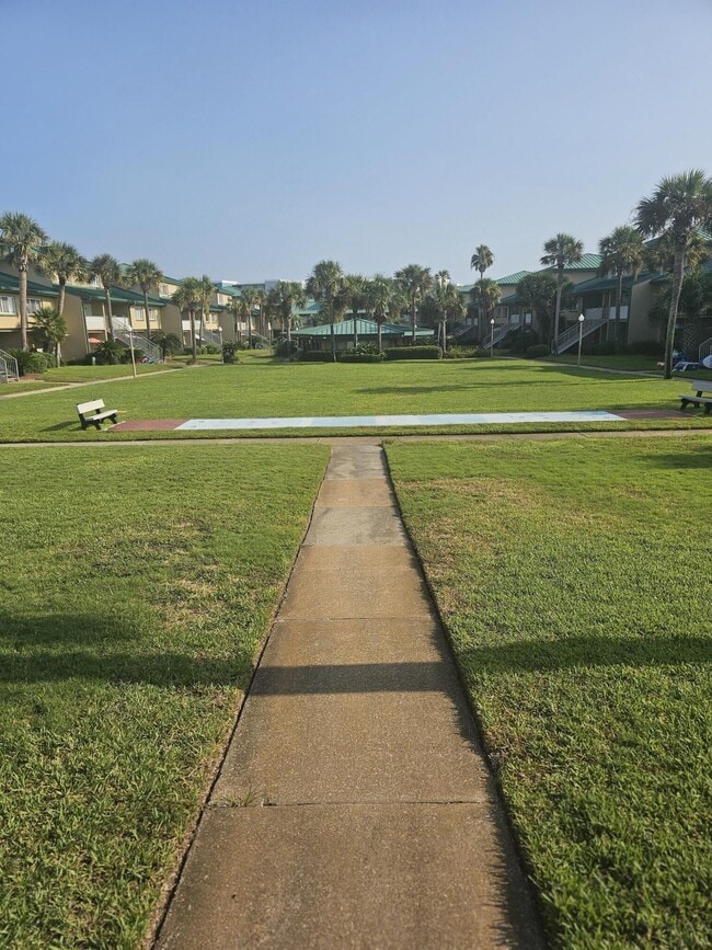 Building Photo - 1530 Miracle Strip Pkwy SE