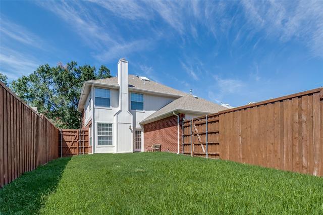 Building Photo - 18724 Park Grove Ln