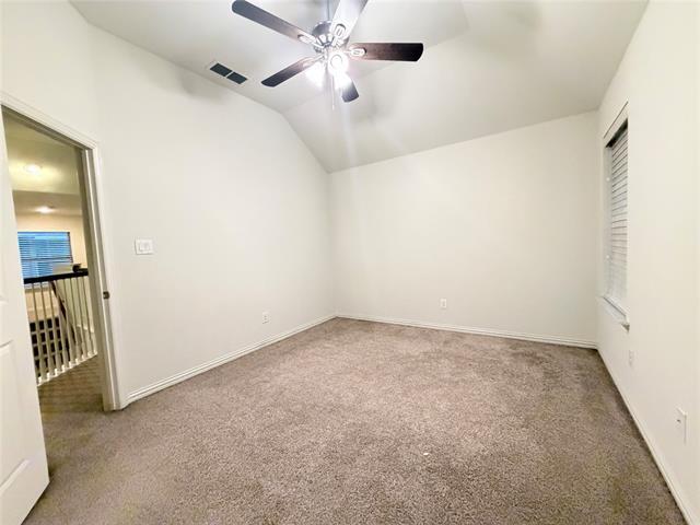 Building Photo - 907 Bainbridge Ln