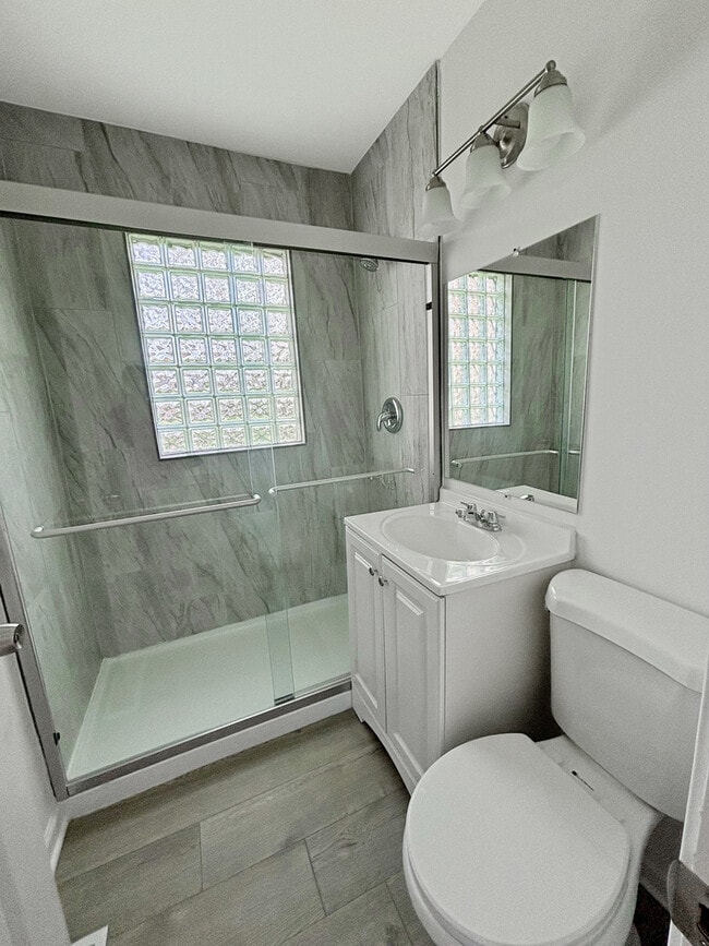 Building Photo - 36855 N Elizabeth Ct