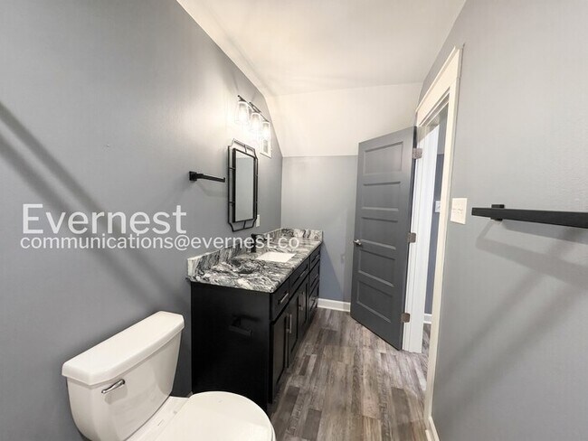 Building Photo - 4-Bed/3.5Bath Home/Available Now!