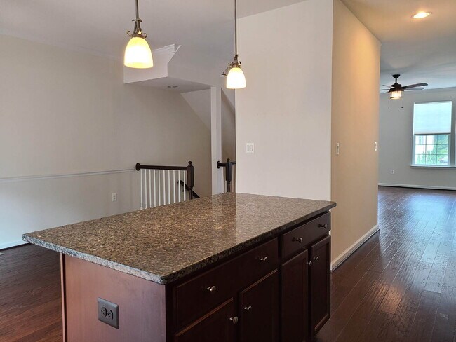 Building Photo - 3-Story Townhouse with Attached Garage in ...