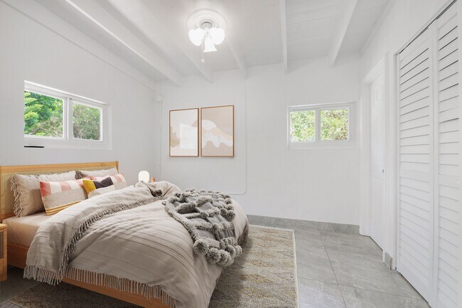 Building Photo - 13125 SW 81st Ave