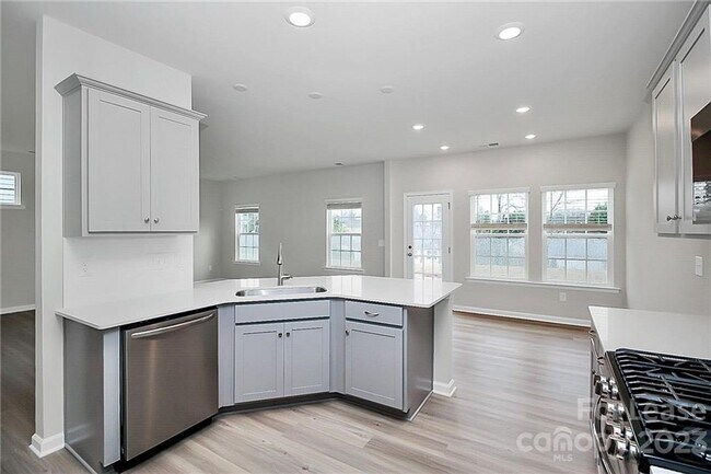 Building Photo - Stunning Almost New Home in desirable Chat...