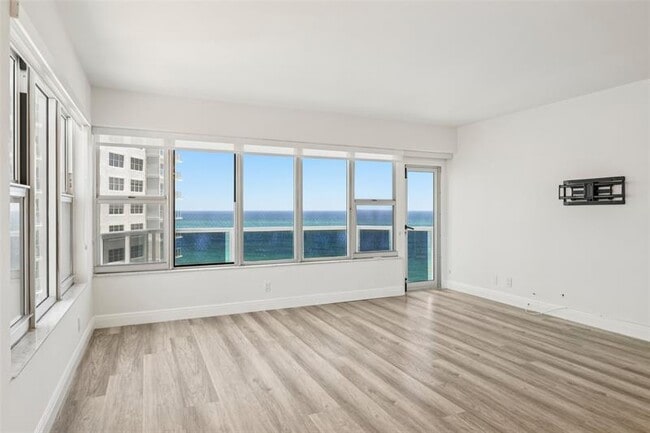Building Photo - 3700 Galt Ocean Dr