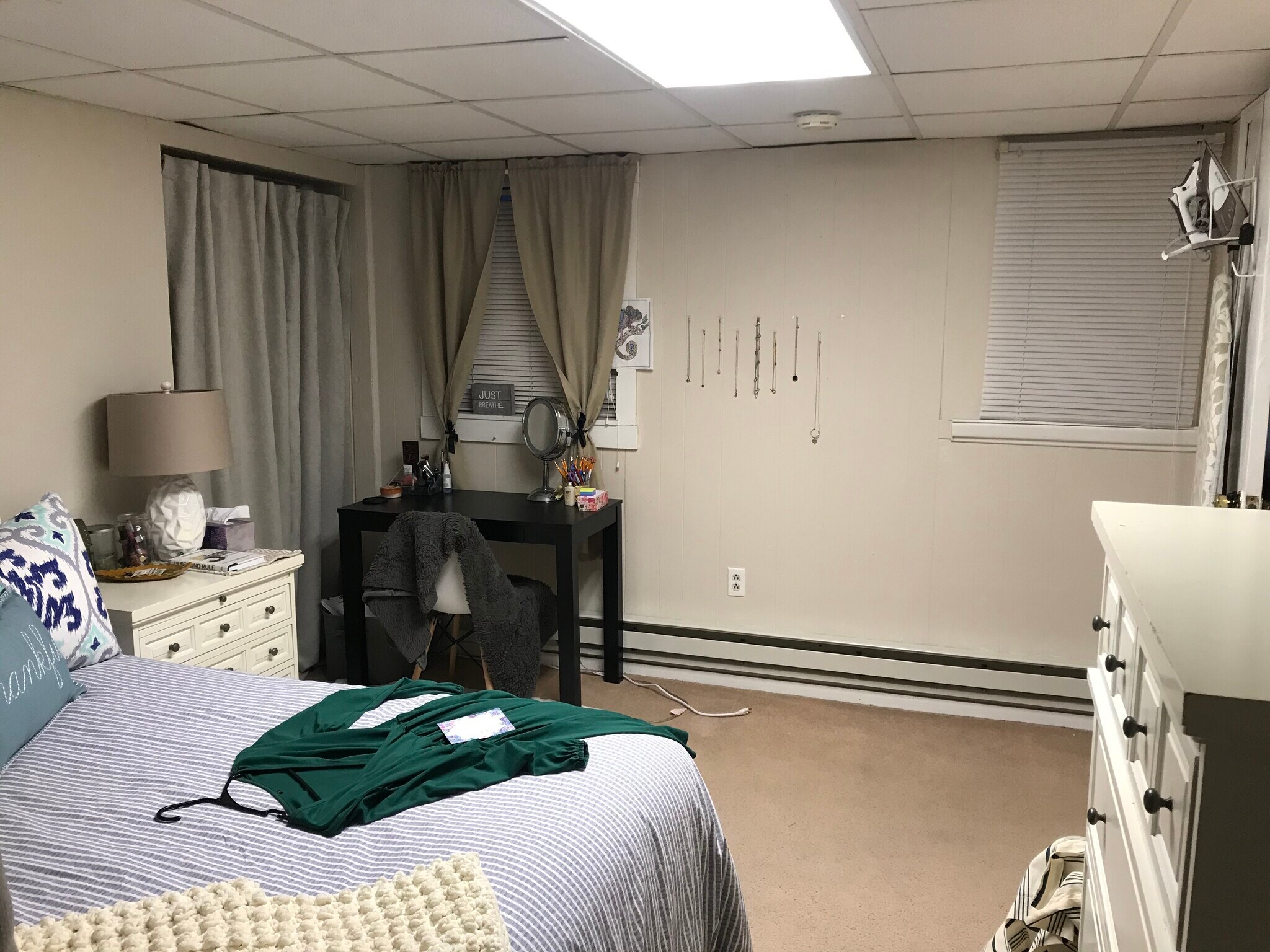 Bedroom - 1604 Gompers Ave