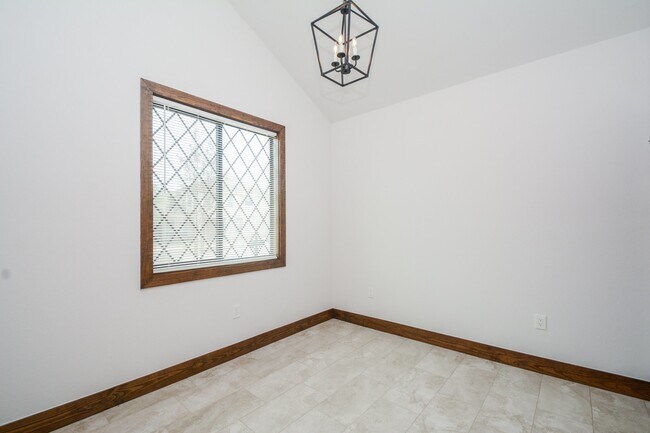 Building Photo - 29527 Turnbury Village Dr