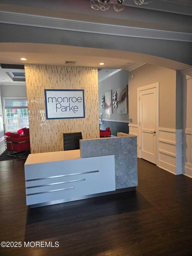 Building Photo - 28211 Radford Ct