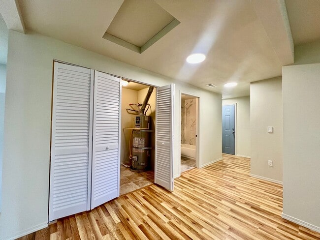 Building Photo - 2020 SE 154th Ave