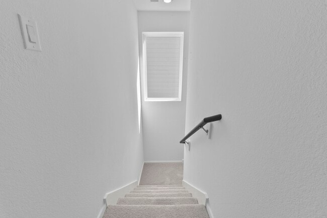 Building Photo - 21455 Carosella Dr