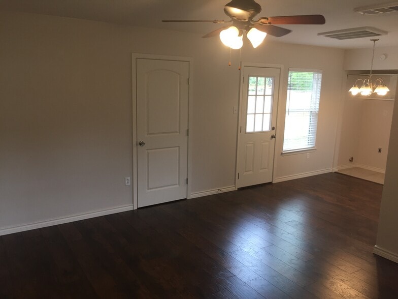 Back door off living area - 920 Lazy Creek Ln