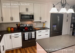 Building Photo - 13106 Vernon Ave