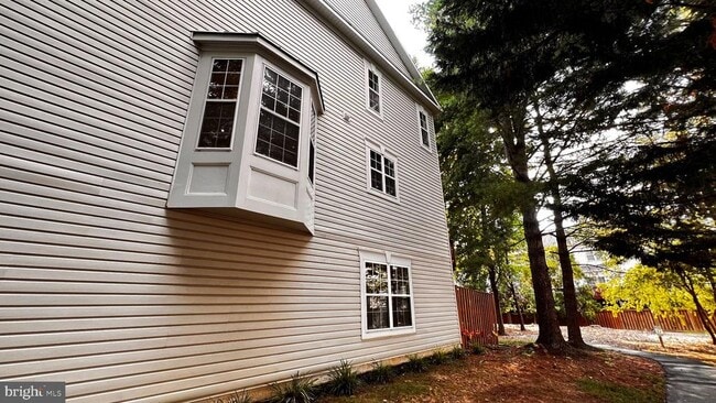 Building Photo - 4100 Flower Box Ct