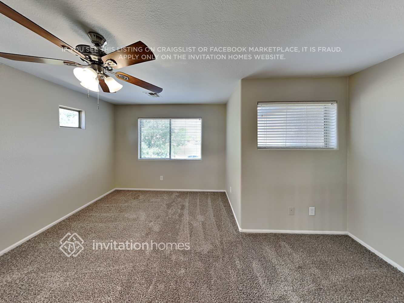 Building Photo - 785 E Beargrass Pl