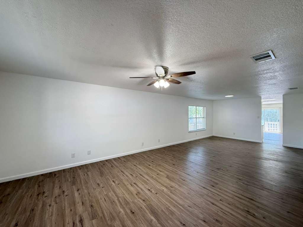 Building Photo - 8206 Grimchester