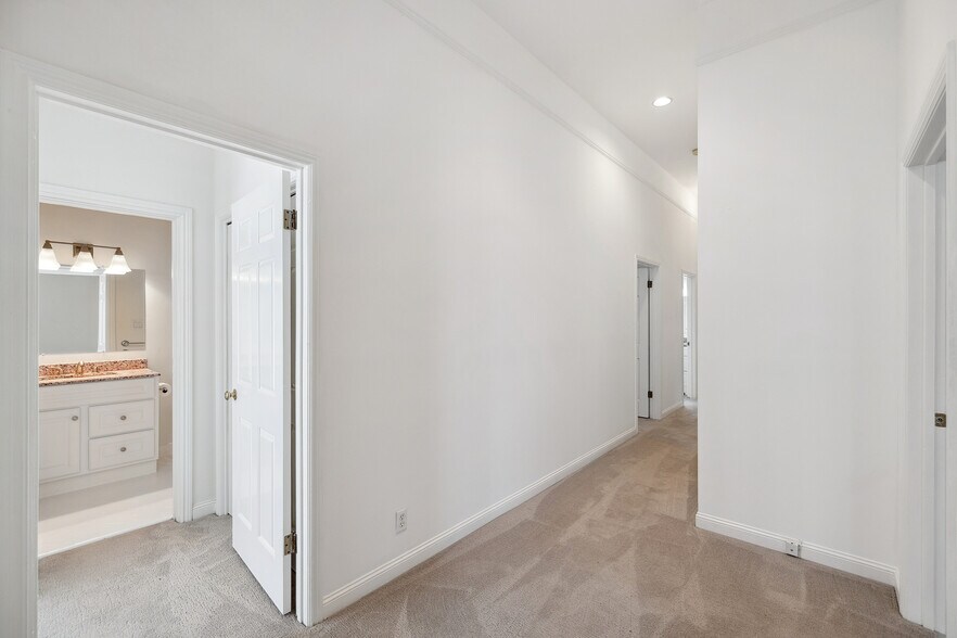 Building Photo - 1406 Post St