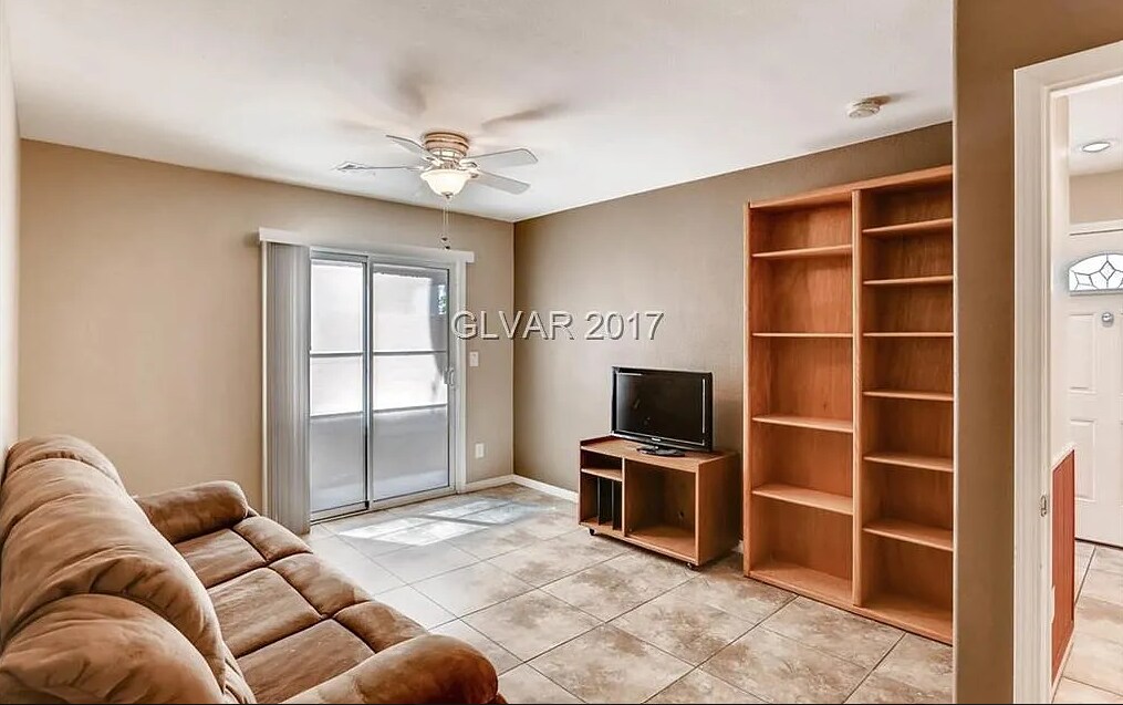 Building Photo - 172 Almond Ridge Pl