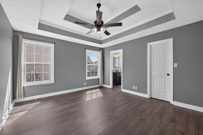Building Photo - 645 Fox Hound Dr