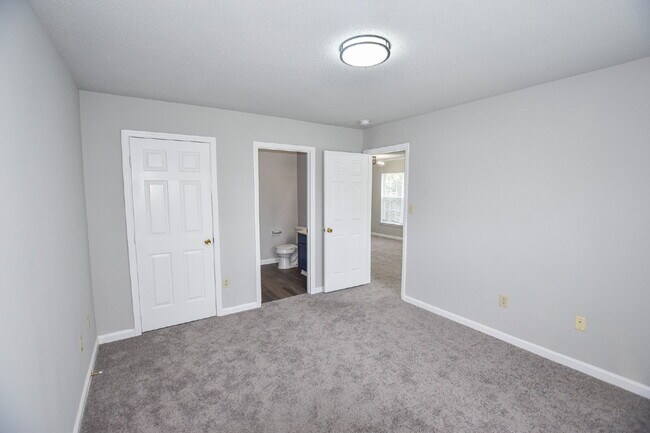 Building Photo - Spacious two-bedroom, two bath Condo in Little River SC