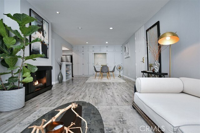 Building Photo - 1351 N Crescent Heights Blvd