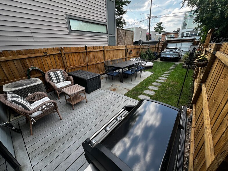 Backyard and Parking - 435 Ridge St NW