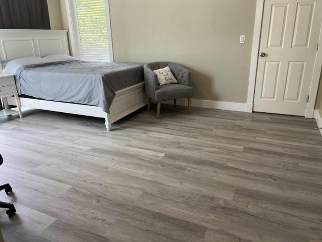 Building Photo - 9006 105 Ave SW