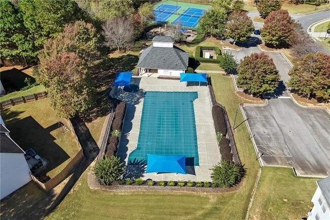 Building Photo - 670 Roxford Ln NE