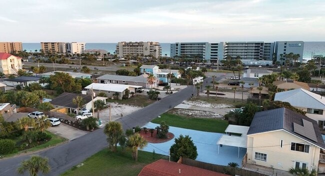 Building Photo - 723 Sailfish Dr