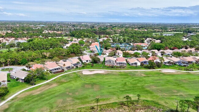 Building Photo - 3058 SE Brierwood Pl