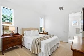Building Photo - 606 Sagebrush Trl