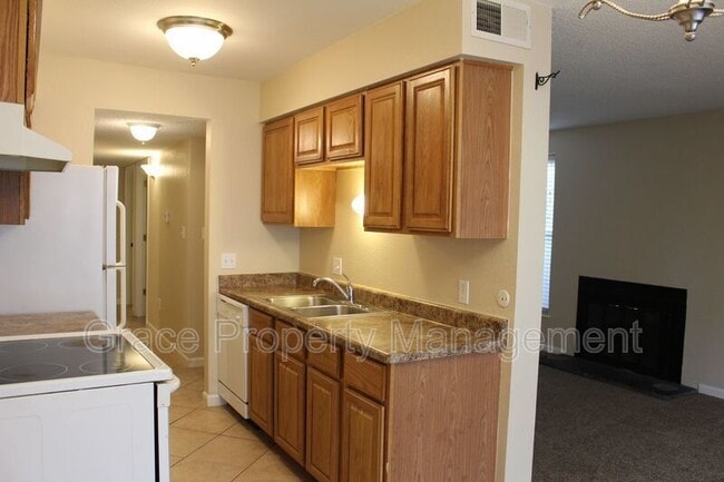 Building Photo - 3529 S Fairplay Way