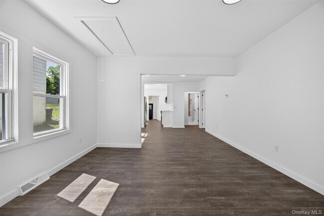 Building Photo - 60 Jeanibo Rd