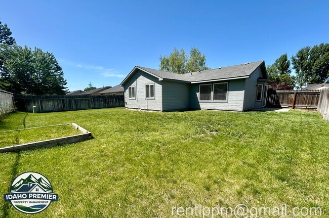 Building Photo - 10977 W Altair St