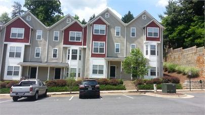 Building Photo - 2461 N Berkshire Rd