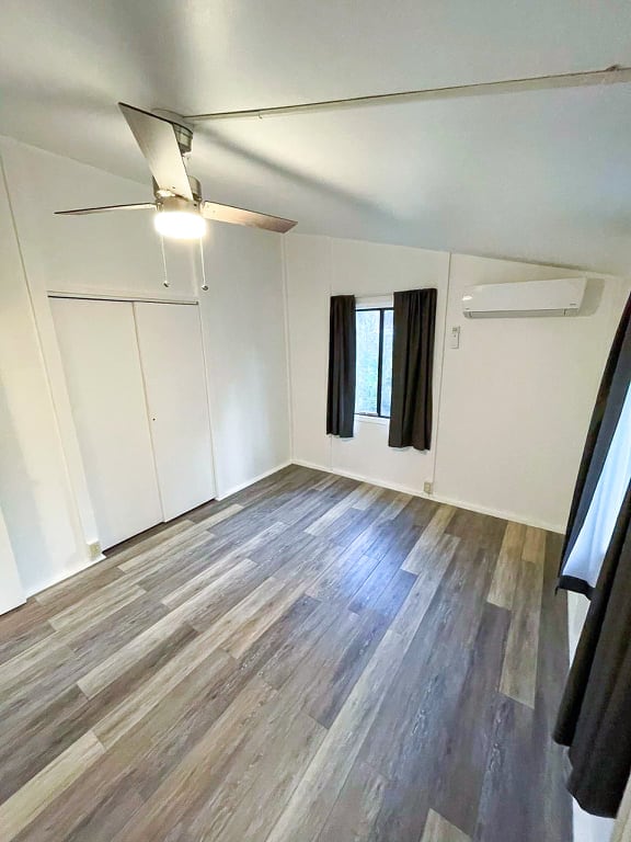 Building Photo - 118 Sebrell Ave