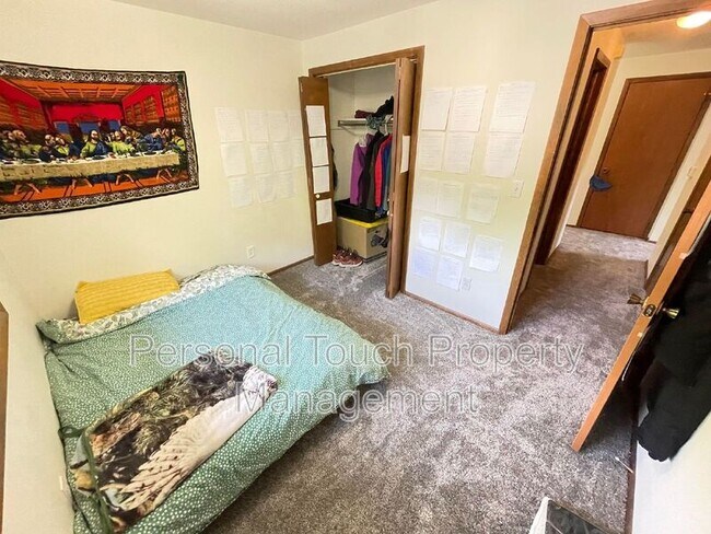 Building Photo - 1310 11th St. N