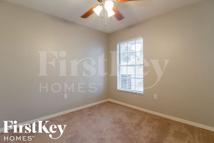 Building Photo - 1338 Trollman Ave